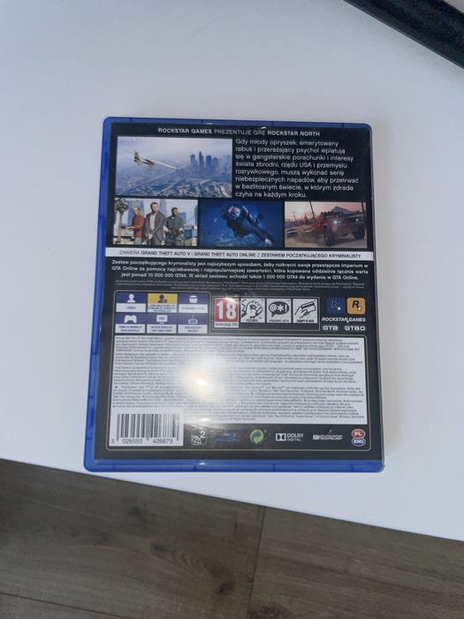 GTA V na ps4 z premium edition.