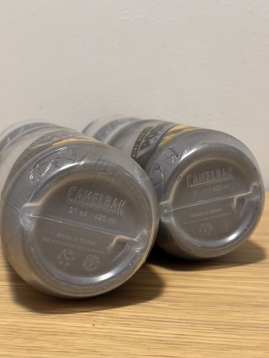 2x bidon rowerowy z izolacją CamelBak Podium Insulated Dirt 620ml