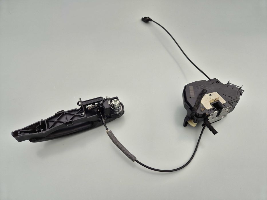 Lewy Przód Zamek Drzwi Kierowcy Klamka 6PIN Trafic III Vivaro B 14r >.