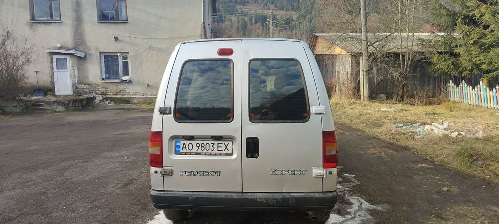 Продам Пежо експерт пасажир