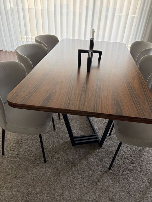 Vendo Mesa + Cadeiras sala Jantar Pau Ferro NOVA