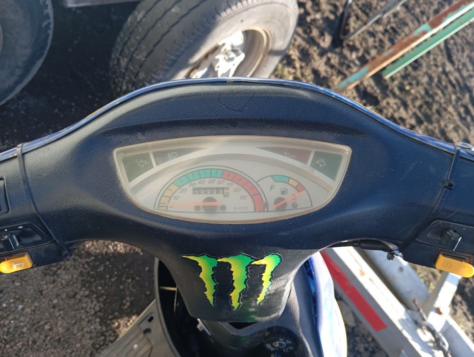 Мопед ямаха заводится