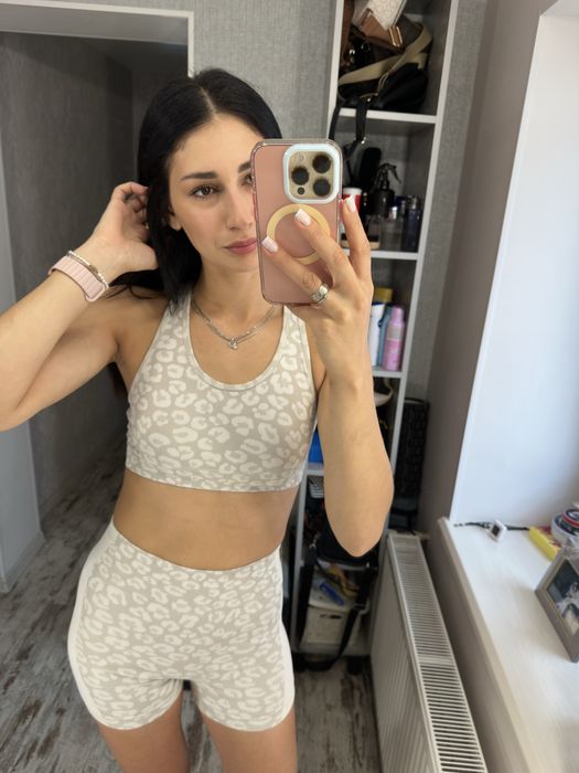 Костюм для спорту топ+шорти велосипедки