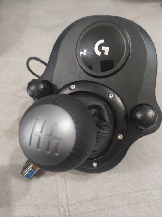 Volante Logitech G920 + Shifter XBox/ PC - Pouco Uso (Sem Garantia)