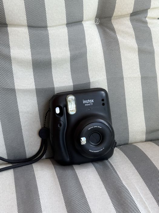 Фотоапарат Instax mini 11