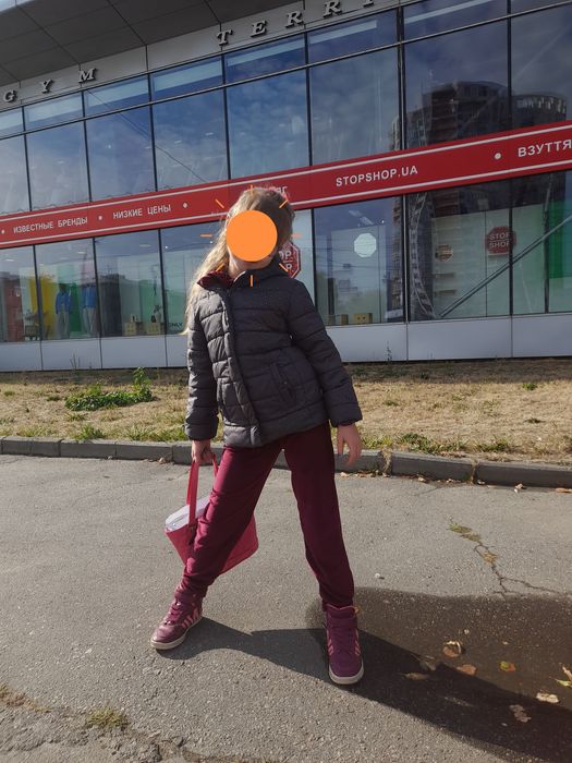 Продам зимние комбинезоны и демисезонные