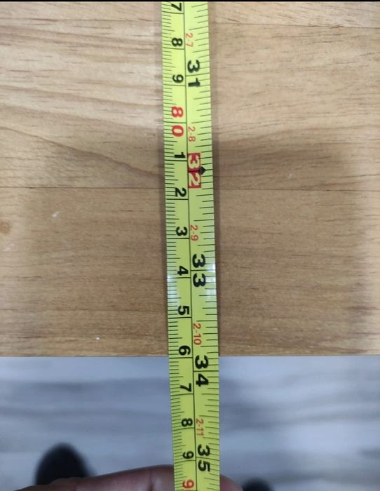 Mesa de jantar castanha