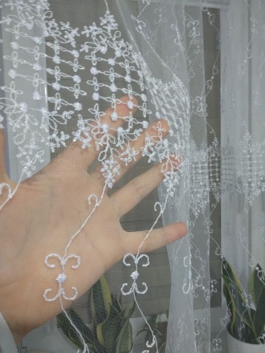 Firana krótka piękna 4m 185cm wysokość biała