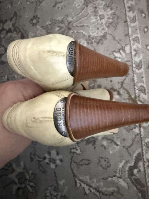 Buty czółenka Hugo bosss