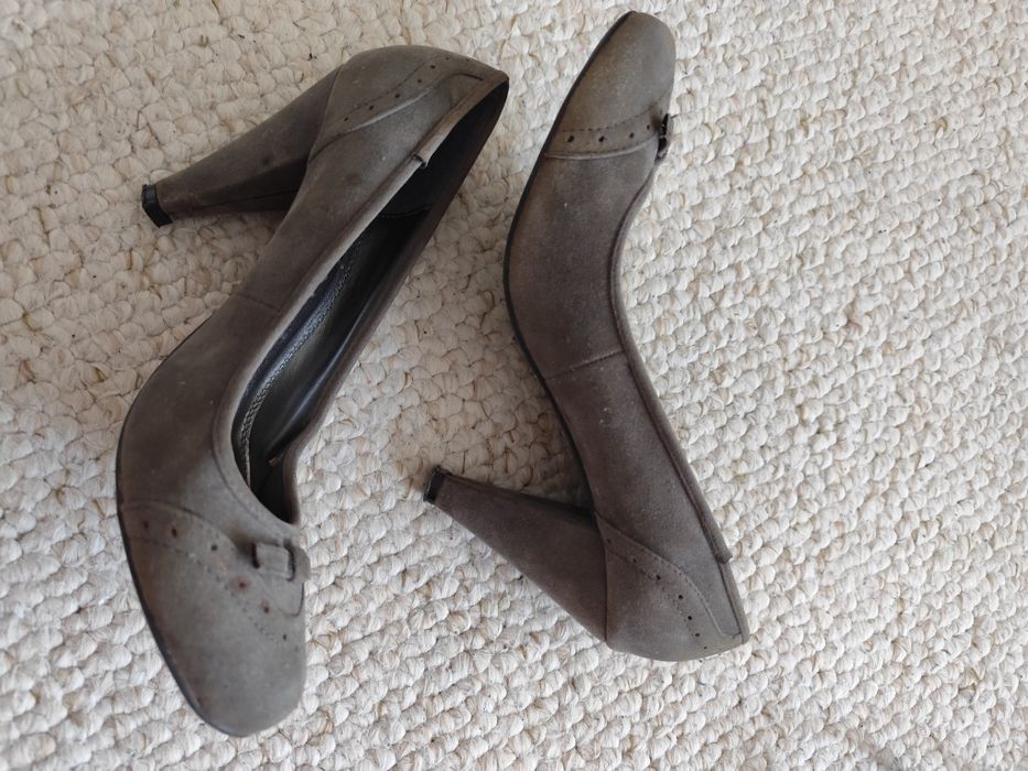 Czółenka pantofle szpilki szare zamszowe impreza firma praca wiosna la