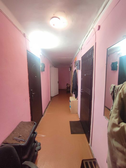 Продам комнату в коммуне  Черемушки, ул. Ак. Филатова / " Инто- Сана "