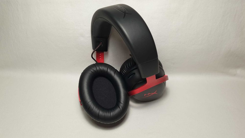 Słuchawki bezprzewodowe HyperX Cloud III Wireless jak NOWE.