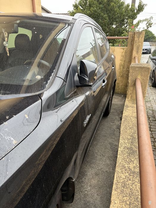 Hyundai IX 35 avariado
