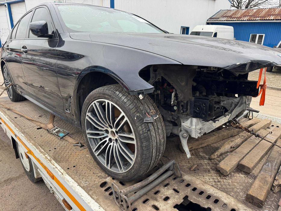 Разборка BMW G30 530 X-Drive 2018 року Колір 416