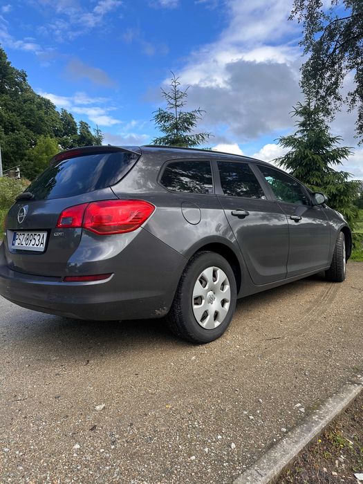 Opel Astra 2011 1,7
