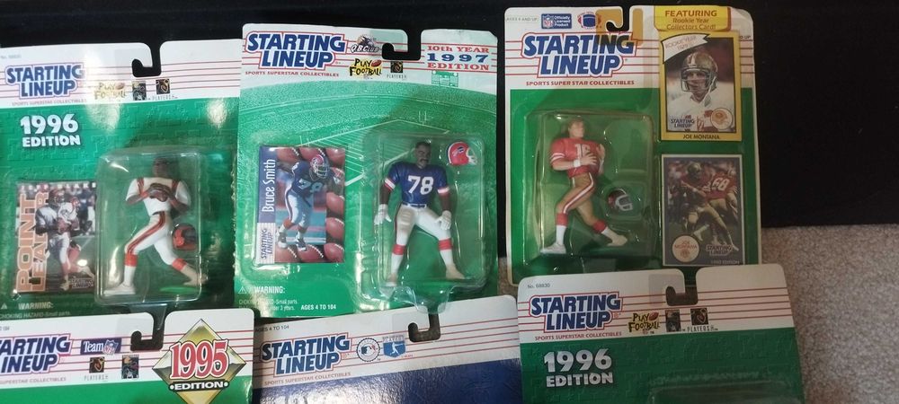 Conjunto de figuras NFL e MLB vintage novas e seladas