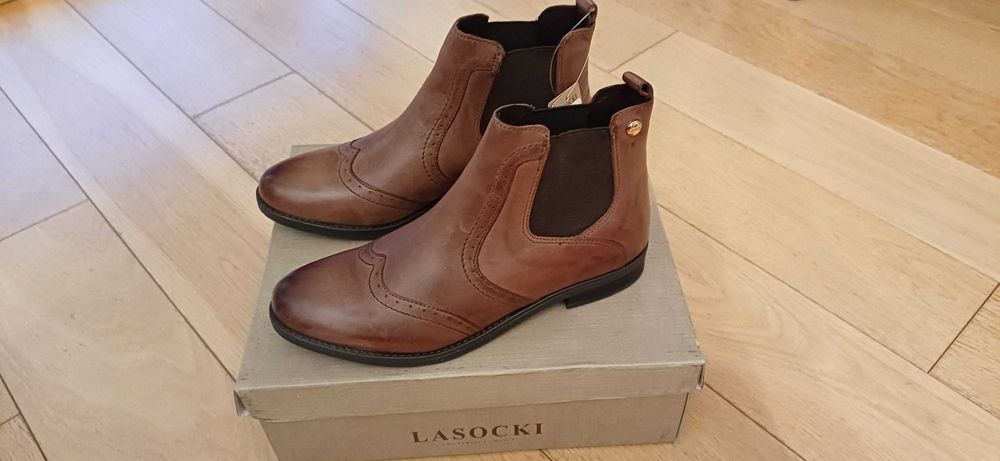 Botki skórzane Lasocki r 39 nowe
