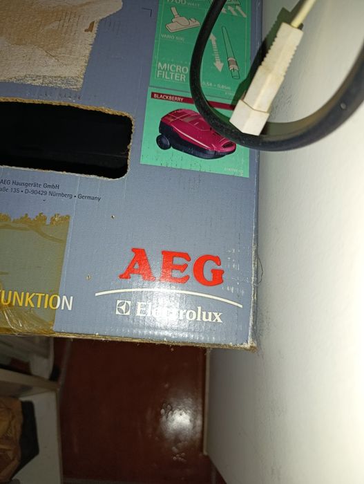 Aspirador AEG Electrolux, novo
