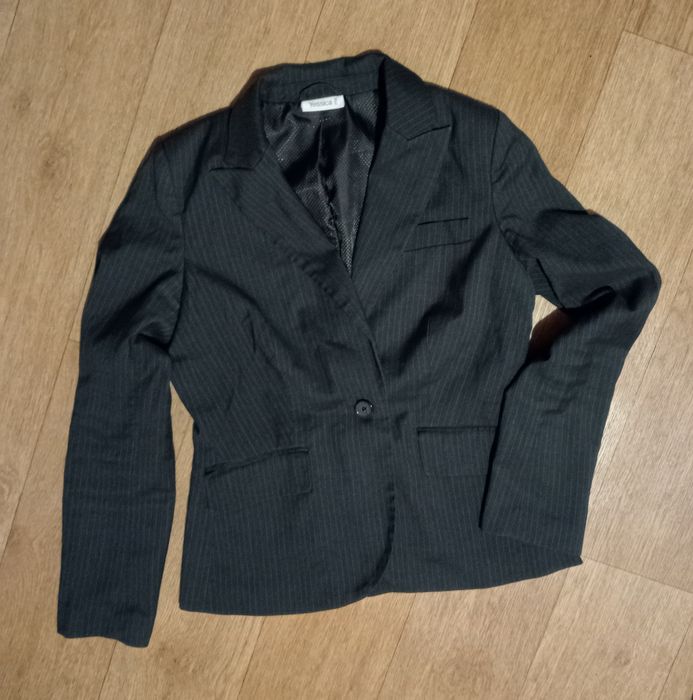 піджак жіночий темно-сірий в полоску