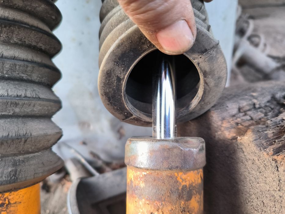 Задние стойки ваз 2108-2109-2114-2115-2110-2111-2112 калина приора