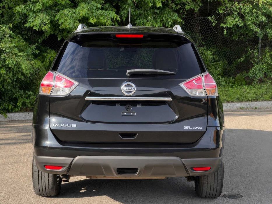NISSAN ROGUE      2017