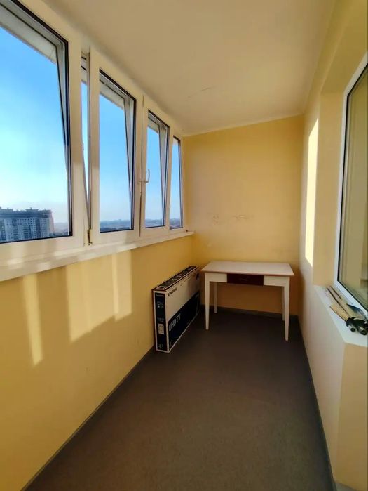 2-кімн. Максимовича/ Трутенко,9Б метро Васильківська