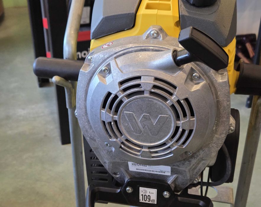 Młot Wacker Neuson BH65  Spalinowy NOWY