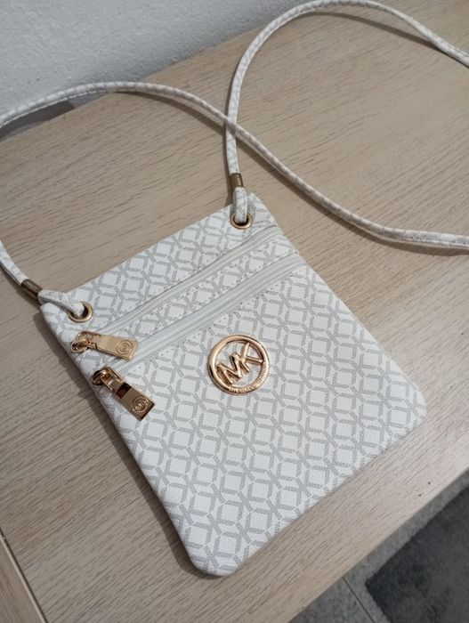 Mala Michael Kors