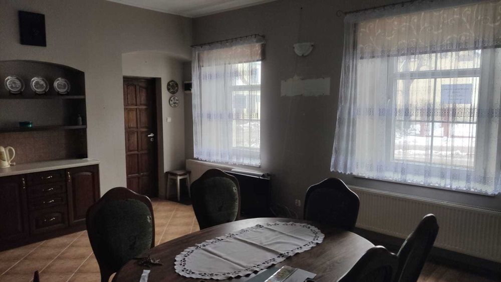 Mieszkanie i lokal usługowy w Rynie przy ul. Ratuszowej blisko jeziora