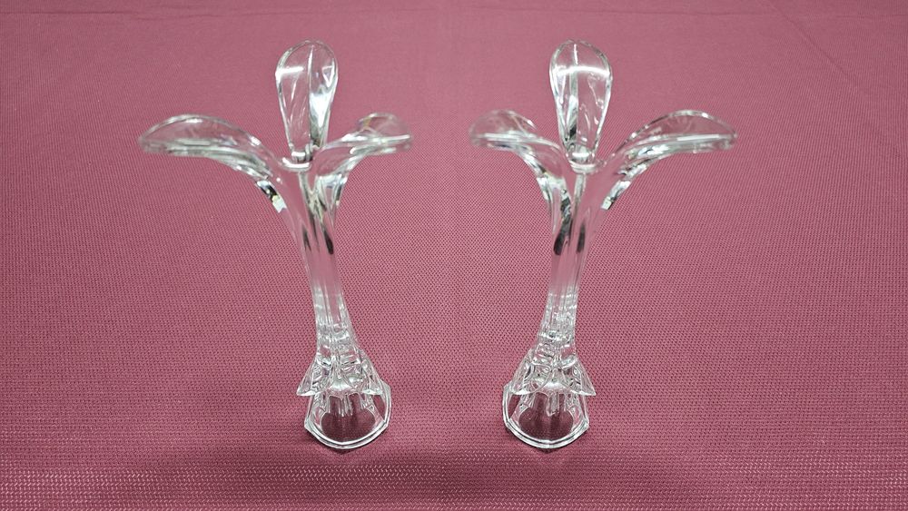 Castiçais em vidro/cristal