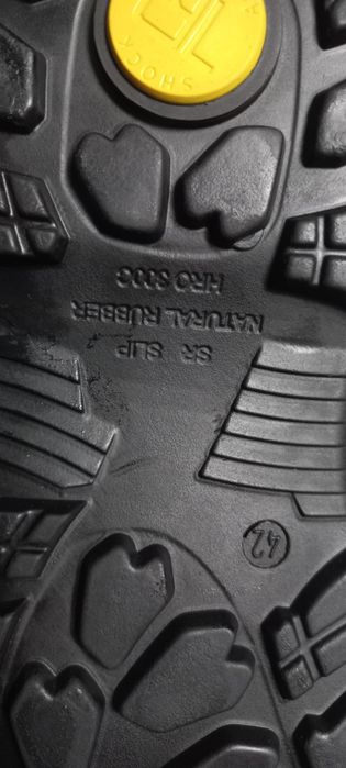 Nowe buty bezpieczne BHP 42