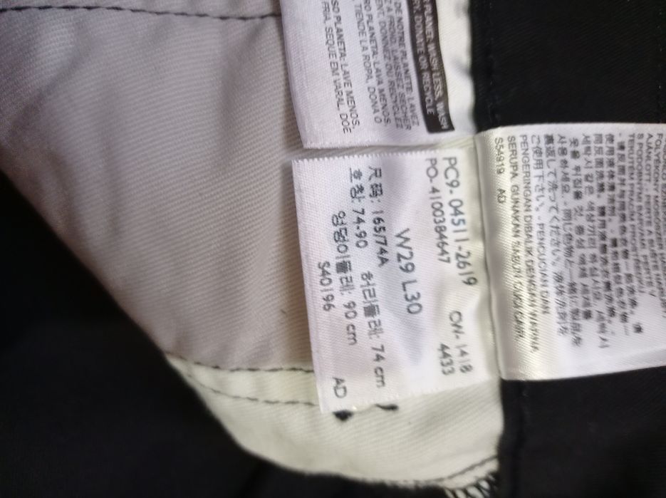 Брюки чоловічі Levi's, оригінальні, чорного кольору, гарний стан