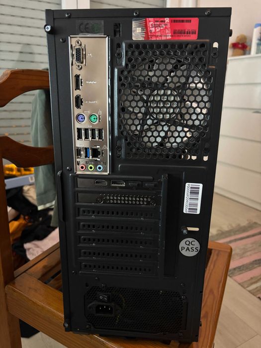 PC Gamer / RTX 5060TI 16GB / Intel i5-14400f / 32GB Ram DDR5