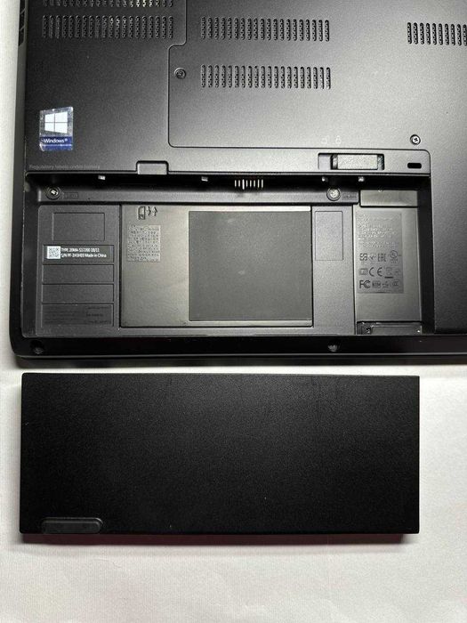 Ноутбук Lenovo ThinkPad P52/i7-8850H/32GB/NVIDIA Quadro P1000(4GB)