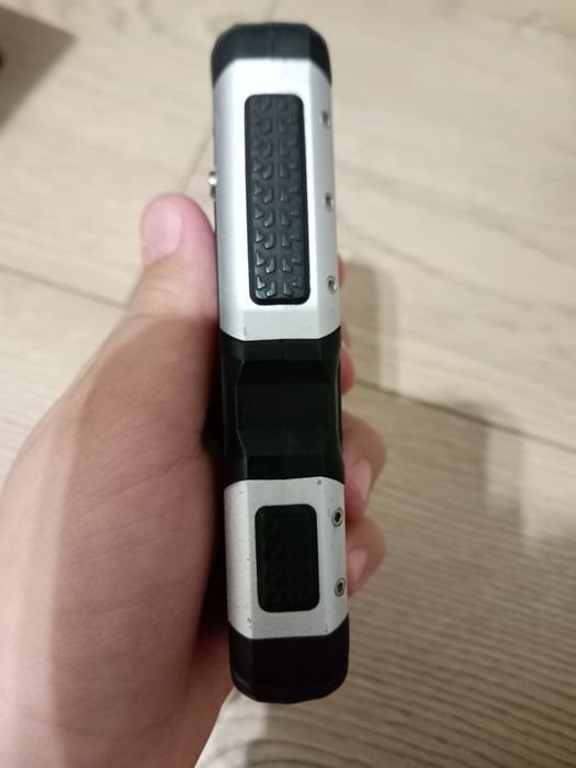 Telefon Kazam life R5