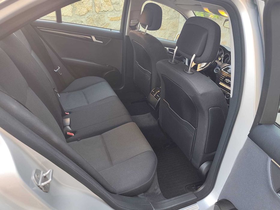 Mercedes-Benz C 180 Diesel — 115.000 km comprováveis | Excelente estado