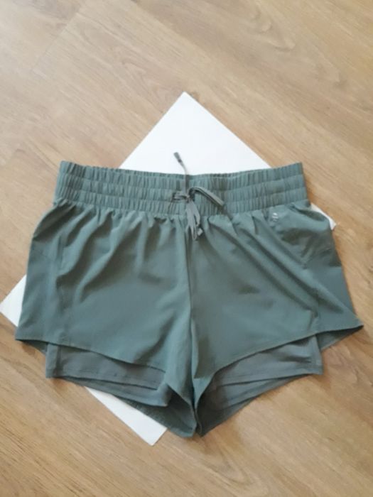 р48-50 H&M шорти-лосіни 2в1 тайтси бігові спортивні жіночі для аеробіри фітнесу йоги тенісні тренувань