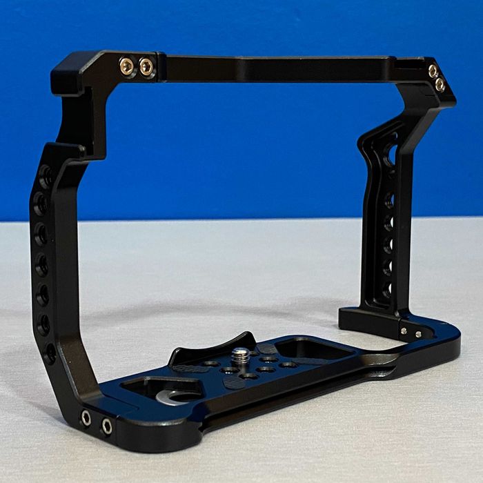 Leofoto Cage for Canon EOS R5 | R5 C | R6 (NOVA)64171249901442123