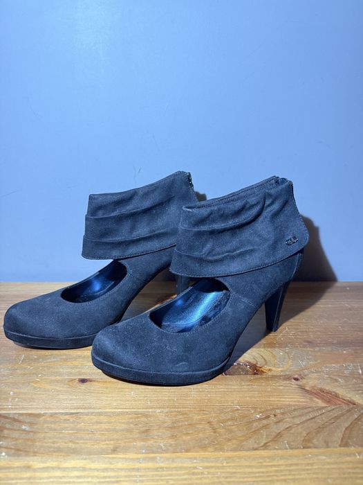 Buty na obcasie