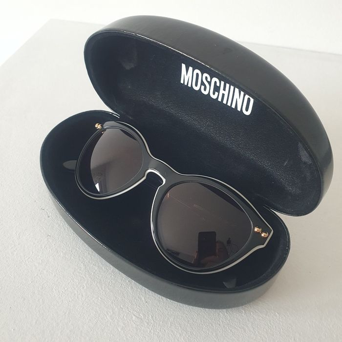 Okulary przeciwsłoneczne Love Moschino