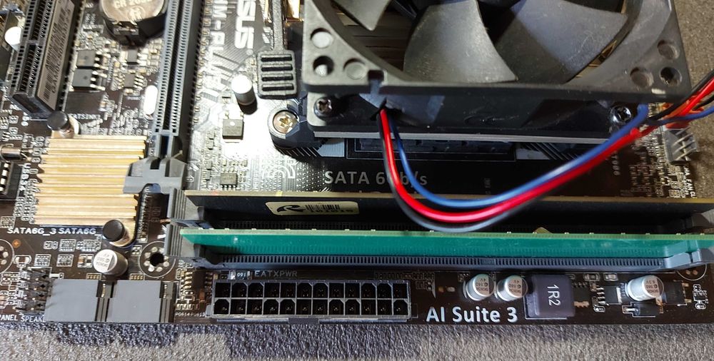 Производительный комплект Asus A68HM-PLUS AMD A8-5500 4 ядра 8Gb RAM