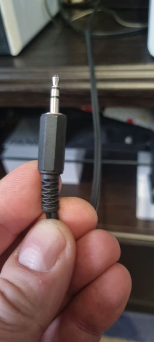 Продам  активные колонки  Vmart