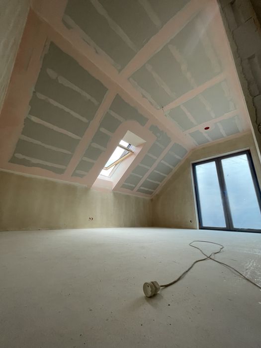 Sufity podwieszane , Szpachlowanie, malowanie. Wykonczenia wnetrz