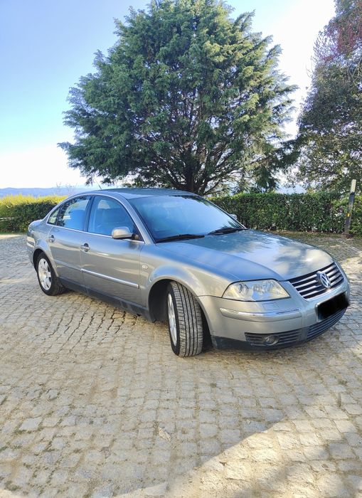 VW Passat 2.5 TDI CX automática//Highline
