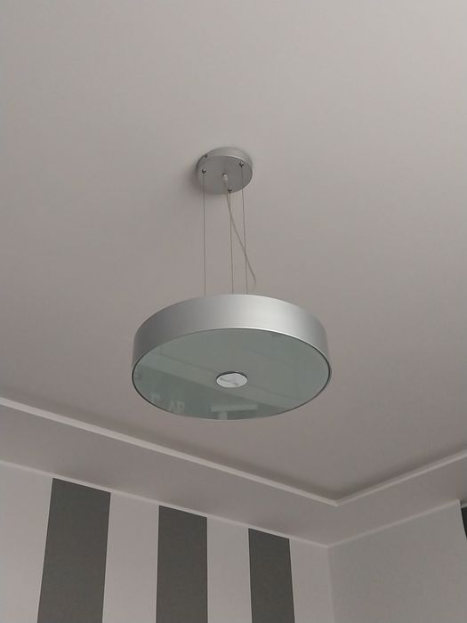 Lampa wisząca do salonu