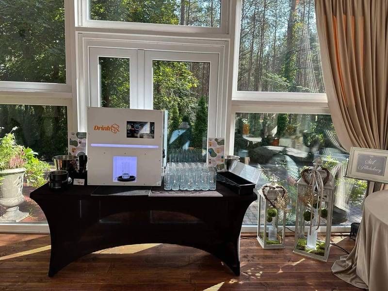 Automatyczny barman, mobilny bar, Drinkbox, Barmix, Jagermeister