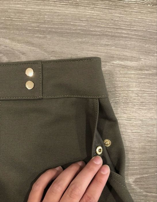 Коротка Юбка хакі h&m