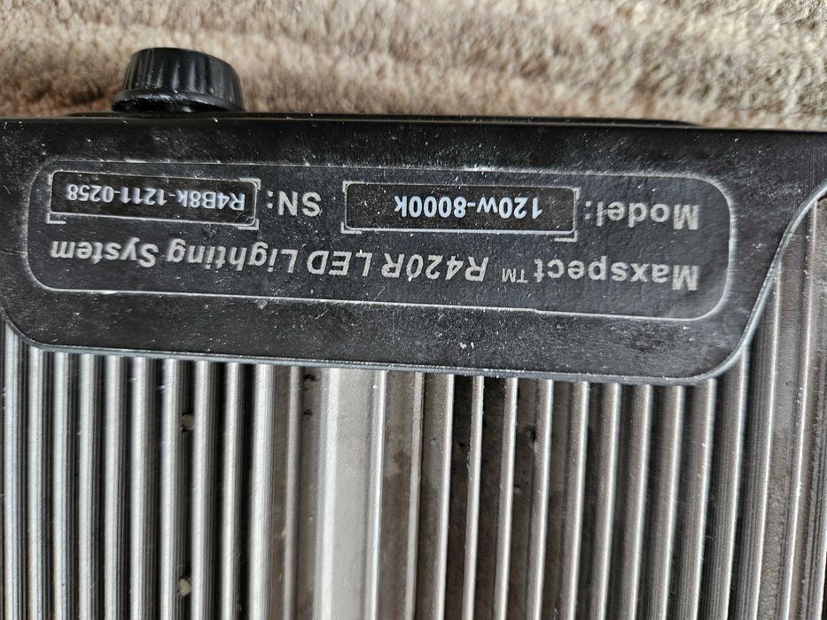 Lampa LED Maxpect R420R