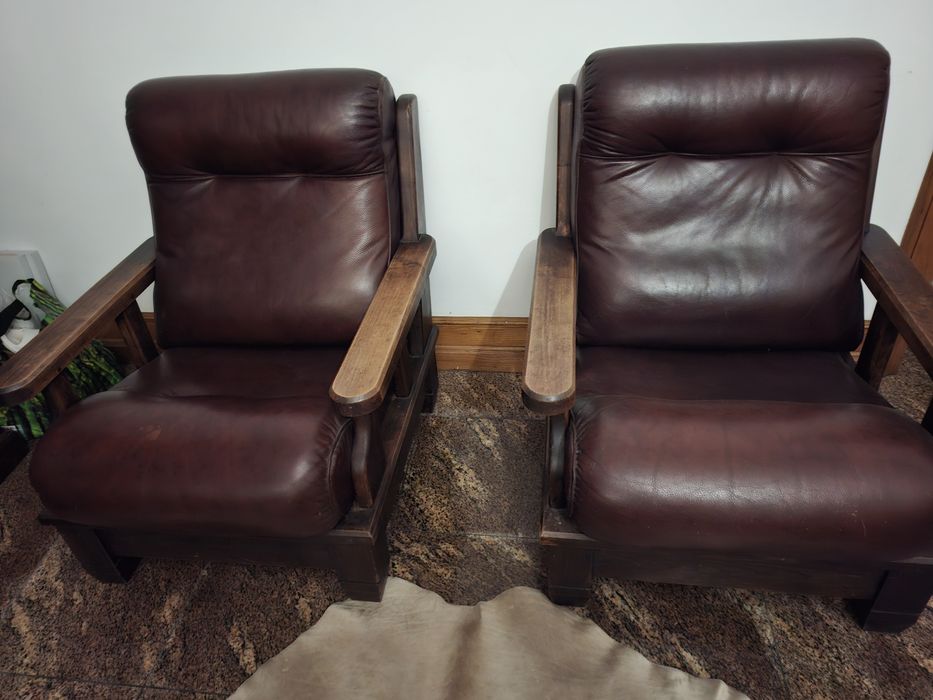 Sofás e mesa sala estar