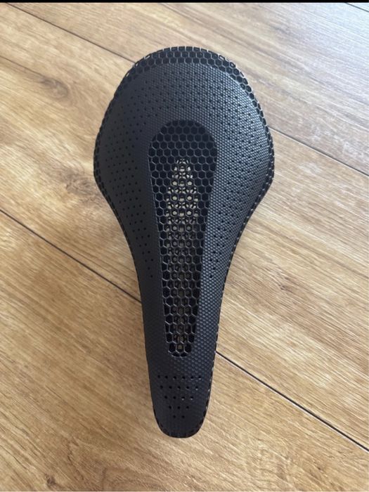 Siodełko carbon